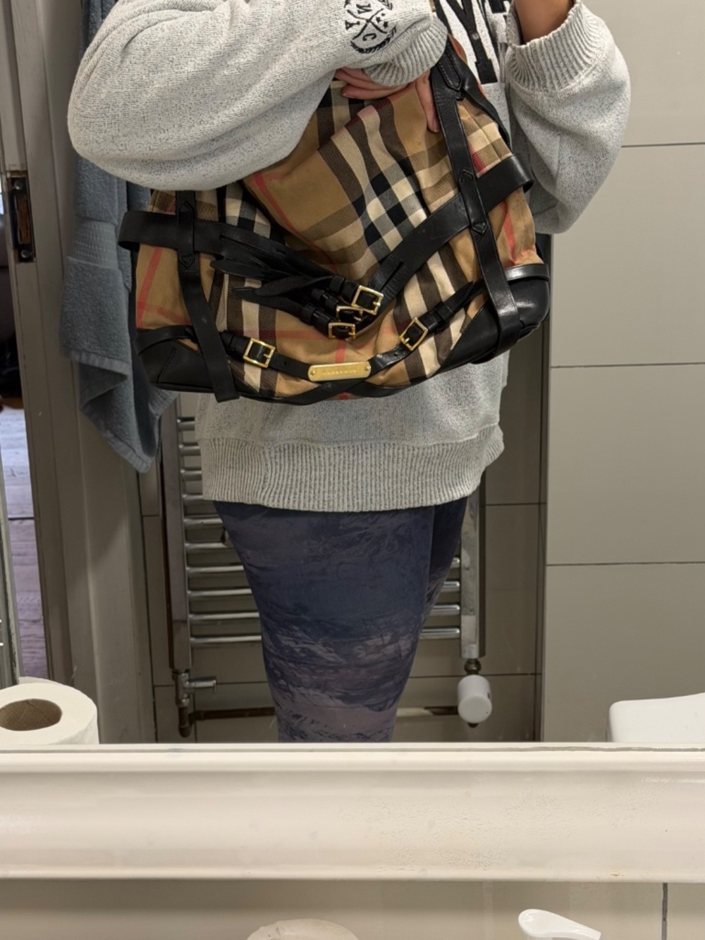 Burberry Tote Bag - Picture 4 of 5